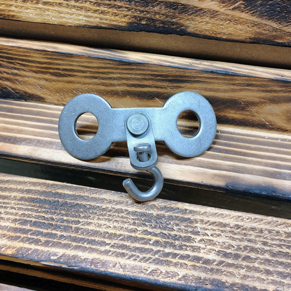 Double Stake Butterfly Swivel